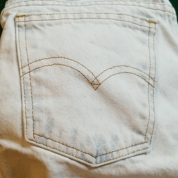 🅢︎🅐︎🅛🅔︎ 𝑽𝒊𝒏𝒕𝒂𝒈𝒆 𝐋𝐄𝐕𝐈 High Waisted - Picture 16 of 16